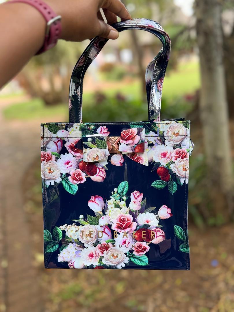 Midnight Rose Bouquet Tote